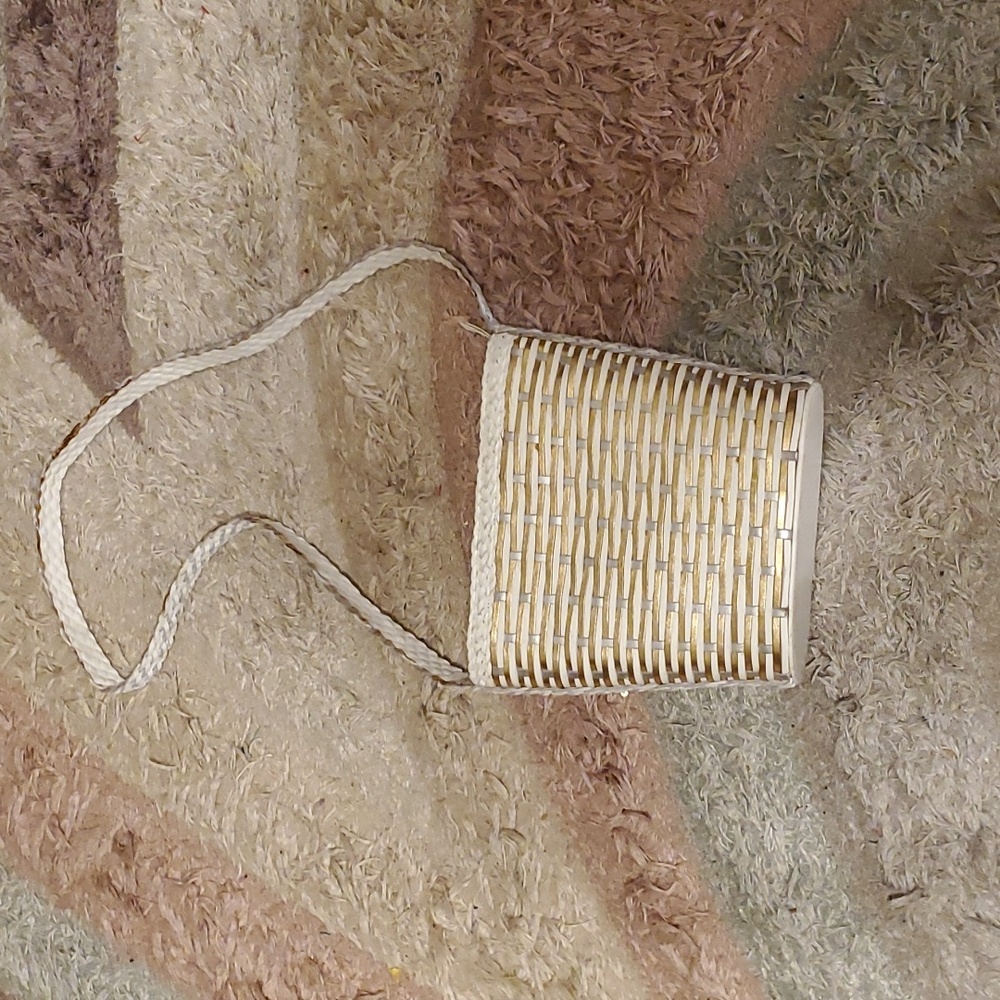 - L.J.S Collection Vintage Woven Leather Crossbody Metallic bucket bag